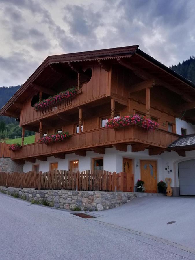 Haus Valentina Appartement Alpbach Buitenkant foto